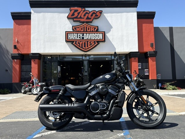 2026 Harley-Davidson® Nightster™ Vivid Black Black Trim