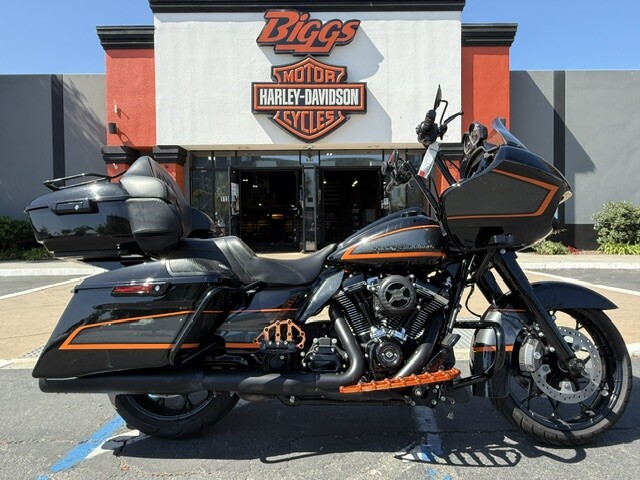 2022 Harley-Davidson® Road Glide® Special