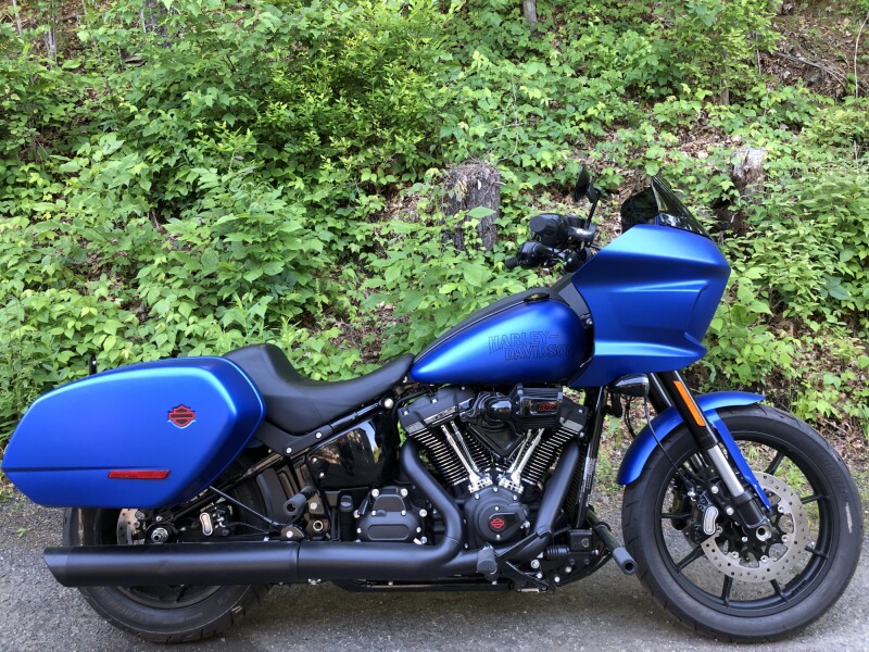 2026 Harley-Davidson® Low Rider™ ST Aurora Blue Denim Black Trim