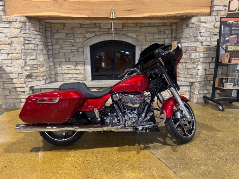 FLHX 2025 Street Glide™