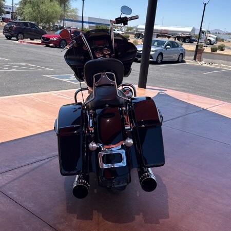 FLTRX 2018 Road Glide® thumb 0