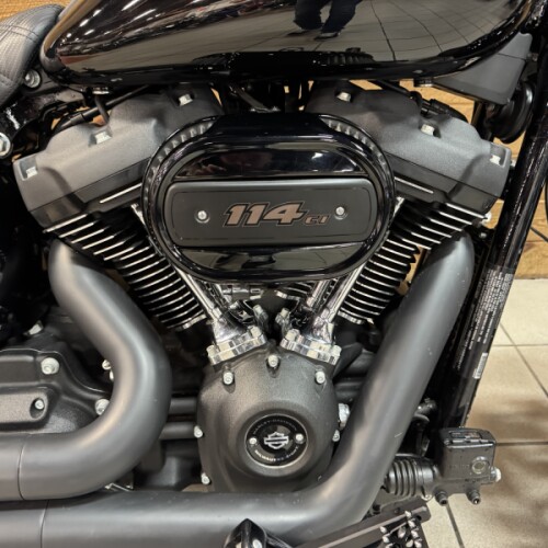 2021 Harley-Davidson® Low Rider® S Vivid Black FXLRS thumb 2