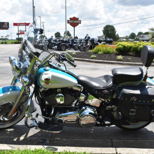 FLSTC 2017 Heritage Softail® Classic thumb 0
