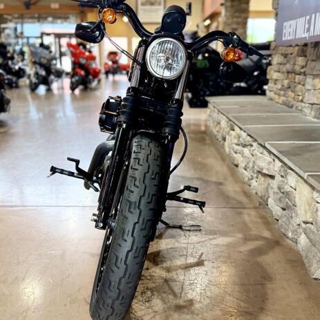 2010 XL1200N - Nightster thumb 2