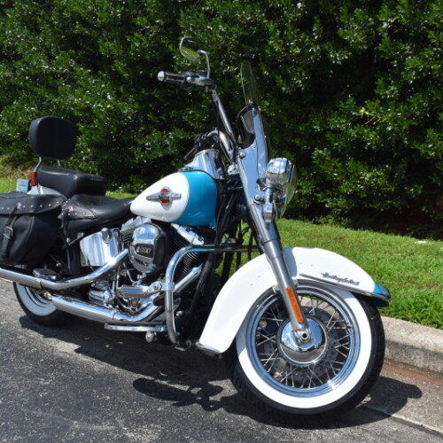 FLSTC 2017 Heritage Softail® Classic thumb 3