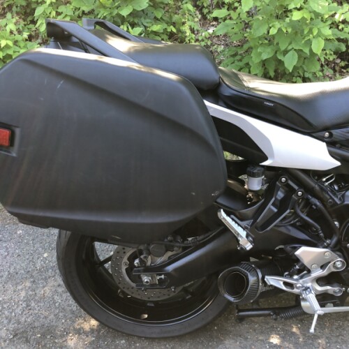 2017 Yamaha FJ-09 Electric White thumb 2