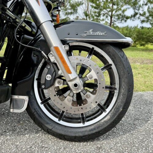 2015 Harley-Davidson® Ultra Limited FLHTK thumb 0