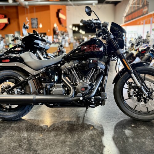 2026 Harley-Davidson® Low Rider® S Vivid Black Black Trim thumb 3
