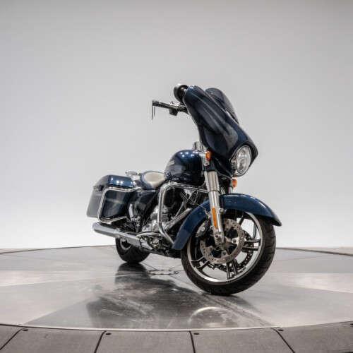 2016 HARLEY-DAVIDSON FLHXS STREET GLIDE SPECIAL in Cosmic Blue Pearl thumb 2