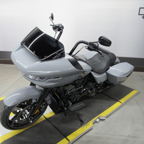 FLTRX 2026 Road Glide® thumb 1