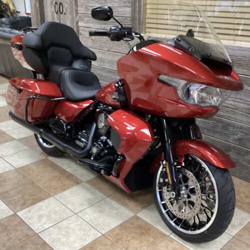2026 Harley-Davidson® Road Glide Limited Brilliant Red Black Trim thumb 2