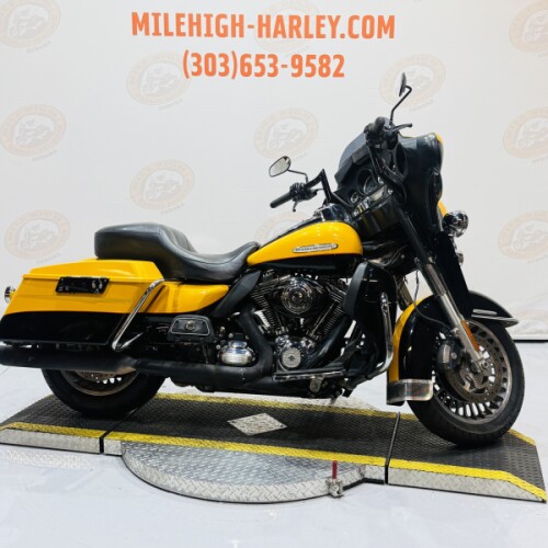 2013 Electra Glide® Ultra Limited FLHTK thumb 2
