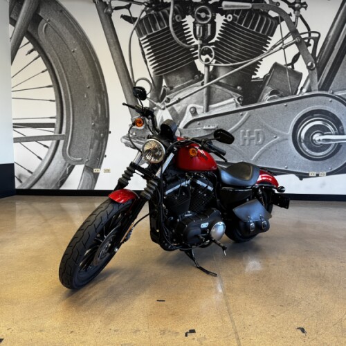 2013 Iron 883™ XL 883N thumb 2
