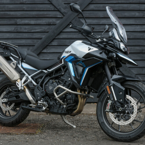 2026 Triumph Tiger 900 Alpine Edition  thumb 2