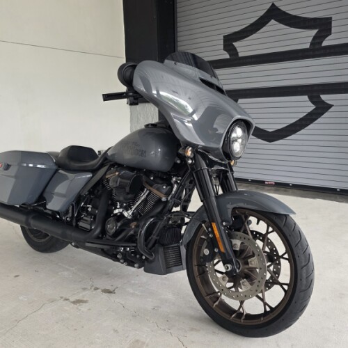 2022 Harley-Davidson® Street Glide® ST Gunship Gray thumb 3