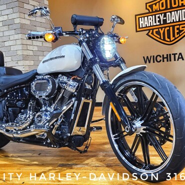 2019 Harley-Davidson® Breakout® 114, FXBRS thumb 2