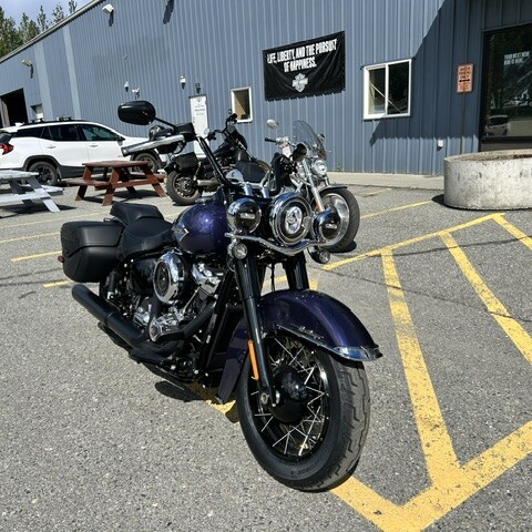 2026 Harley-Davidson® Heritage Classic  thumb 3