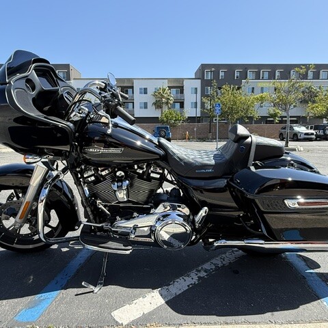 2023 Harley-Davidson® Road Glide® thumb 0