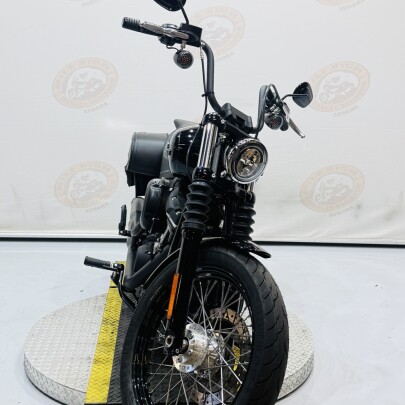 2019 Street Bob® FXBB thumb 0