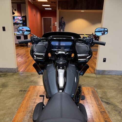 2026 Harley-Davidson® Road Glide 3 Iron Horse Metallic thumb 1