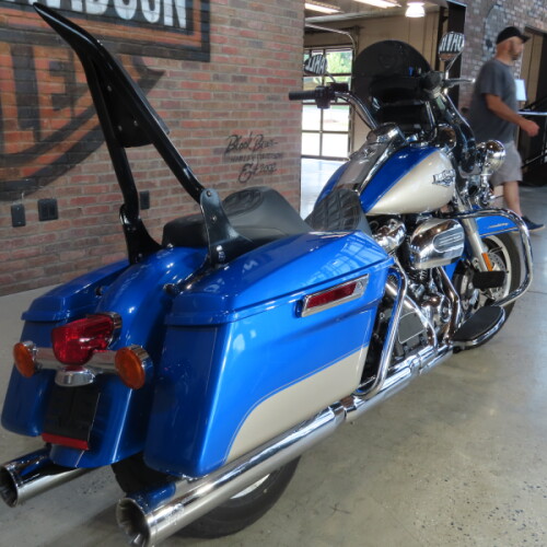 2018 Harley-Davidson® Road King® FLHR thumb 1