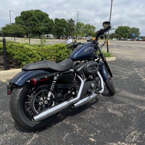 Harley-Davidson® Iron 883™ 2013 XL 883N BIG BLUE PEARL thumb 3