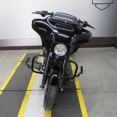 FLHXS 2018 Street Glide® Special thumb 2