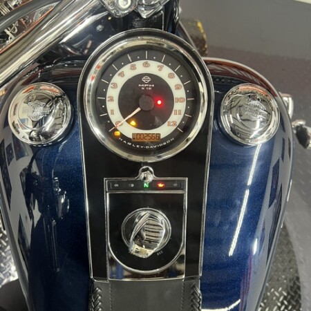 FLSTNSE 2014 CVO™ Softail Deluxe® thumb 0