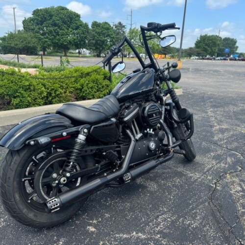 XL 883N 2021 Iron 883™ thumb 3