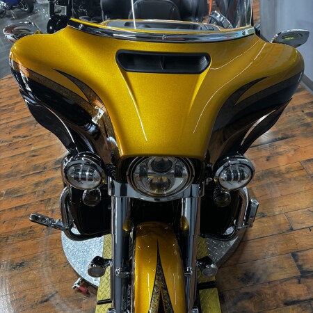2015 Harley-Davidson® CVO™ Ultra Limited GLD RUSH/CARBON W/ PINSTRIP thumb 0
