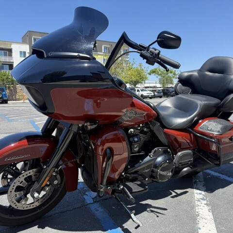 2024 Harley-Davidson® Road Glide® Limited Red Rock / Vivid Black thumb 1