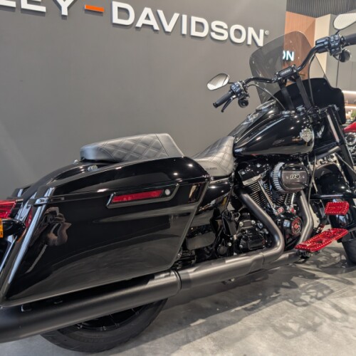 SALE PENDING 2022 Harley-Davidson® Road King® Special Vivid Black thumb 0