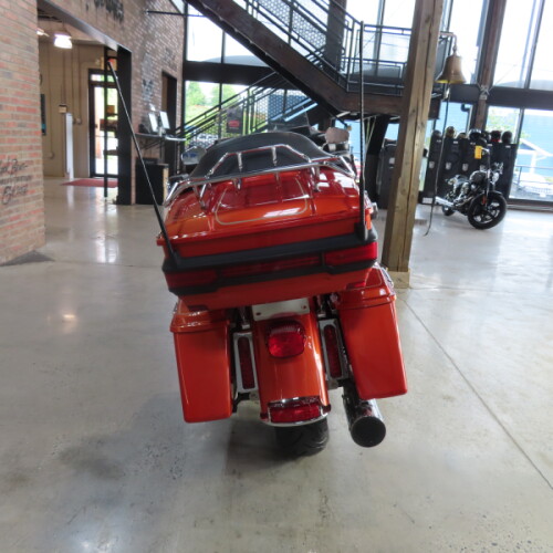 2011 Harley-Davidson® Electra Glide® Ultra Limited FLHTK thumb 0
