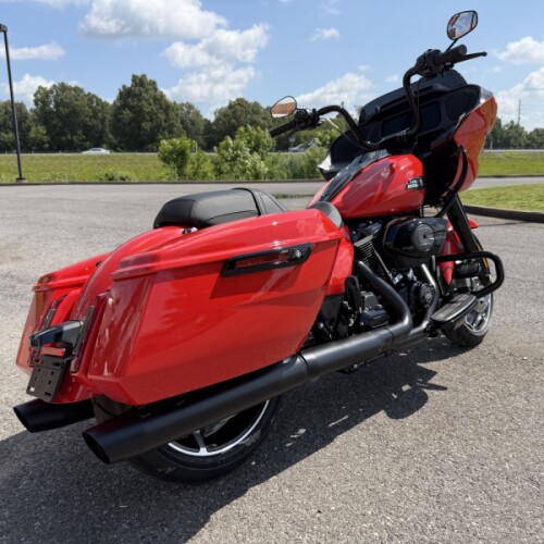 2026 Harley-Davidson® Road Glide® Blood Orange Black Trim thumb 1