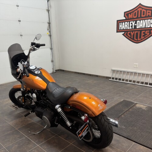 FXDB 2015 Street Bob® thumb 1