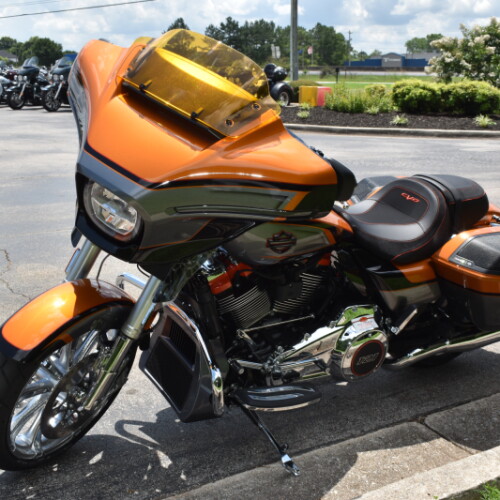 FLHXSE CVO Street Glide thumb 1