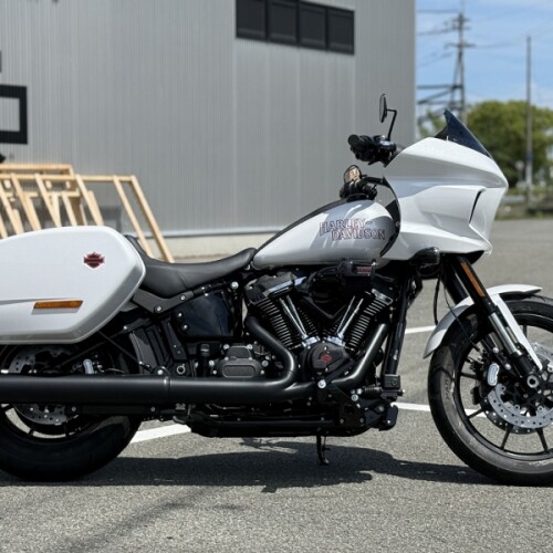 2026 Harley-Davidson® Low Rider™ ST White Onyx Pearl Black Trim thumb 3