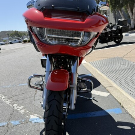 2026 Harley-Davidson® Road Glide™ Blood Orange Chrome Trim thumb 1
