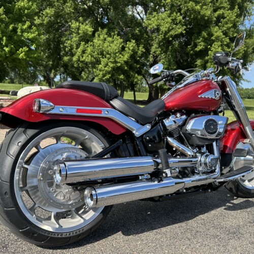 2026 Harley-Davidson® Fat Boy® Brilliant Red Chrome Trim thumb 2