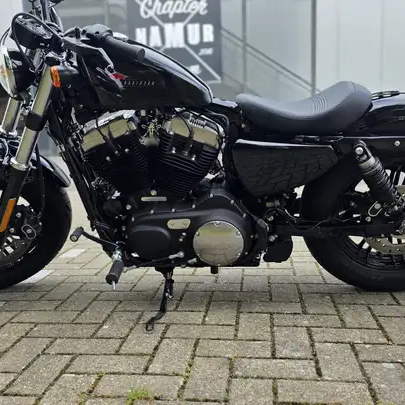 Harley-Davidson XL 1200 Forty-Eight thumb 3