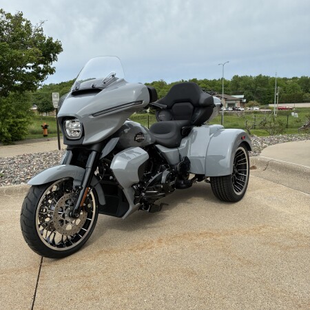 2026 Harley-Davidson® Street Glide 3 Limited DRK BILIARD GRY thumb 0