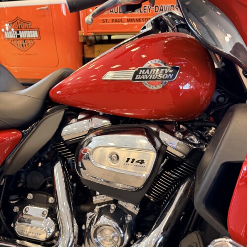 2023 Harley-Davidson Ultra Limited FLHTK thumb 3