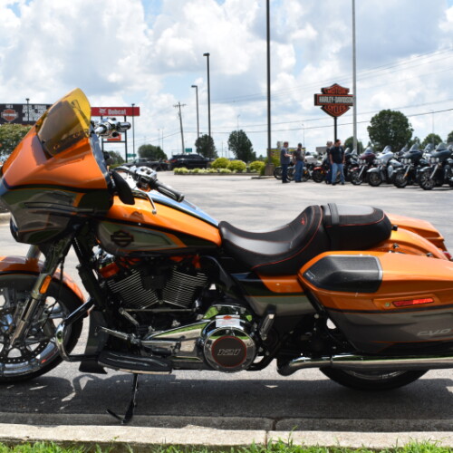 FLHXSE CVO Street Glide thumb 0
