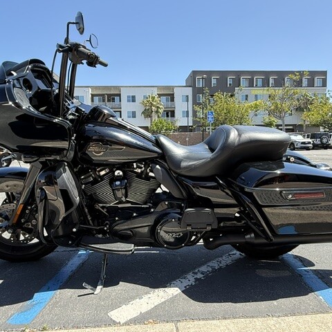 2023 Harley-Davidson® Road Glide® Limited thumb 0
