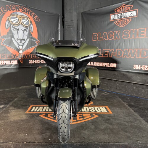 2026 Harley-Davidson® Street Glide 3 Limited FLHLT  thumb 1