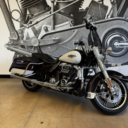 2021 Road King® FLHR thumb 3