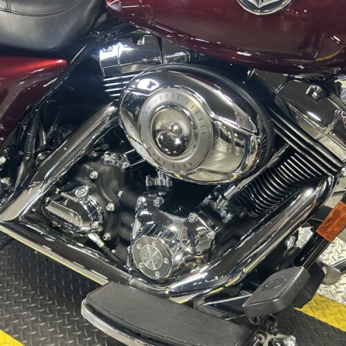 2008 Harley-Davidson® Road King Classic CRIMSON RED SUN W/PINSTRIPE thumb 3