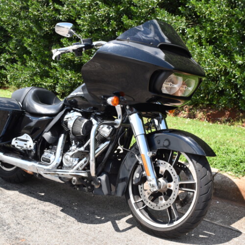2017 Harley-Davidson® Road Glide® Special | Used Touring Motorcycle thumb 3