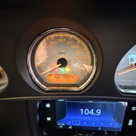 2019 Harley-Davidson® Street Glide® Vivid Black thumb 2