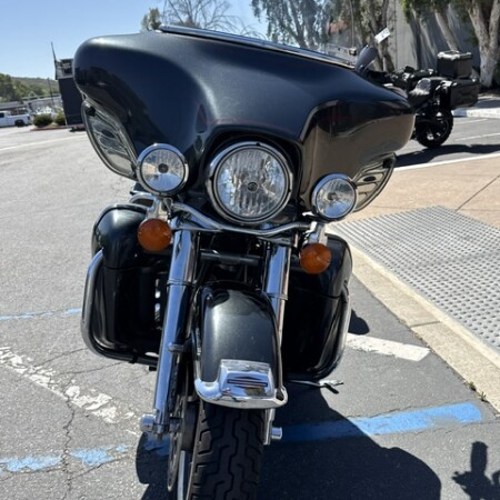 2006 Harley-Davidson® Electra Glide® Ultra Classic® thumb 2
